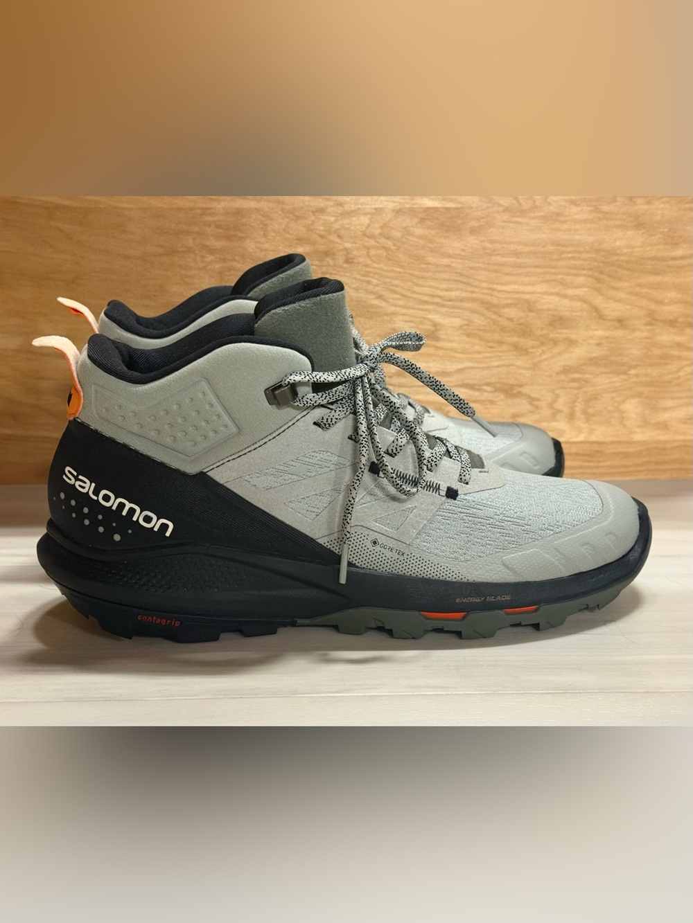 Salomon Men's Outpulse Trail Boots - size 9